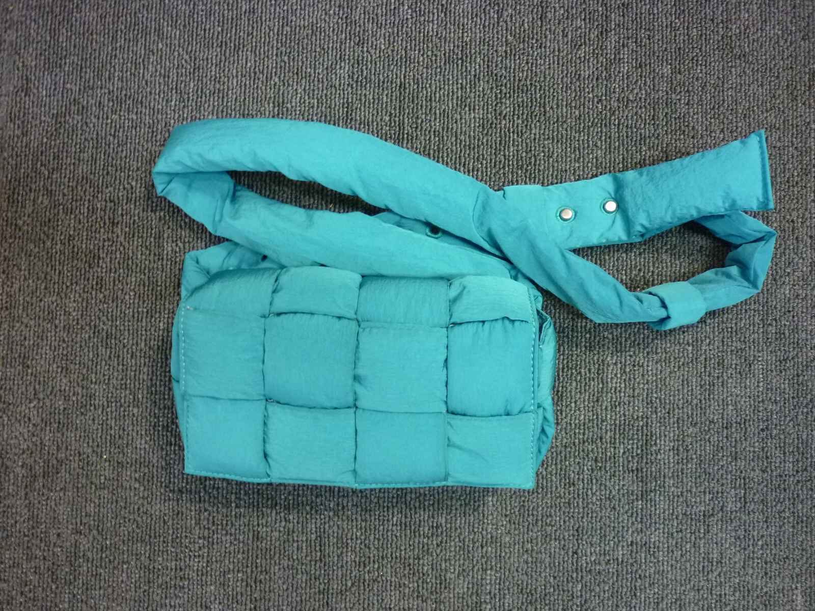 ブランド品 ボッテガ バッグ 買取 王寺