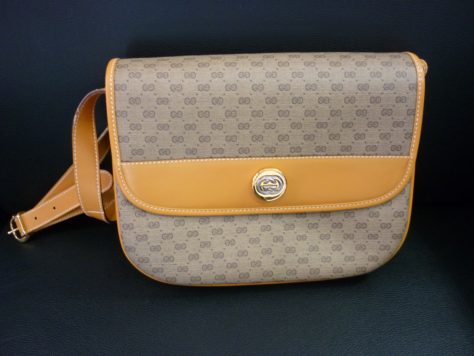 河合町 ブランド グッチ 買取 王寺