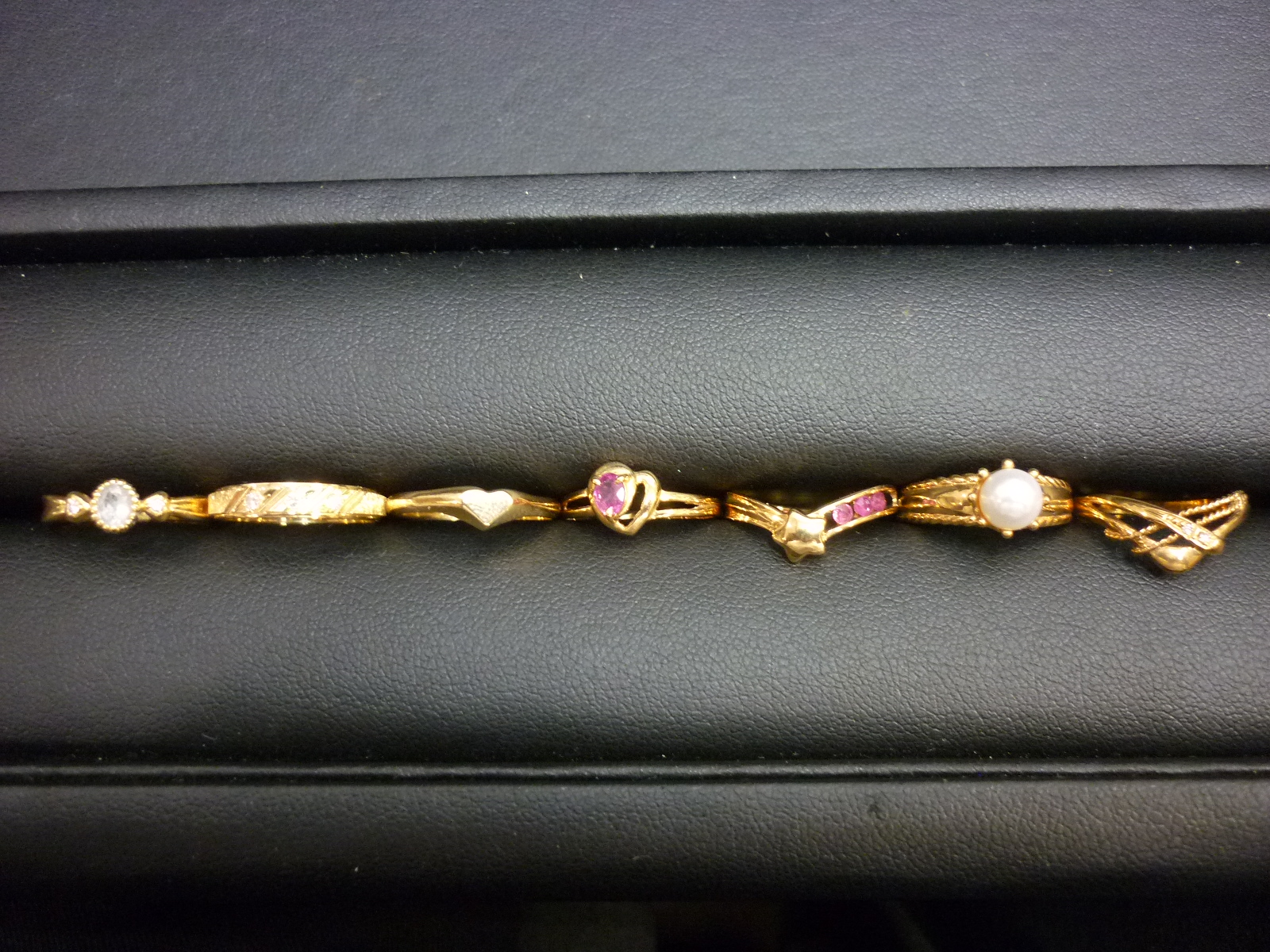 上牧町 色石 ダイヤ ルビー 金 リング 買取 王寺