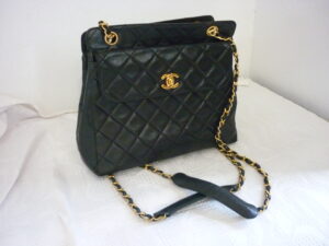 平群町 ブランド品 シャネル バッグ 買取 王寺