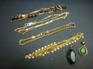 平群町 金 ネックレス ジュエリー 買取 王寺