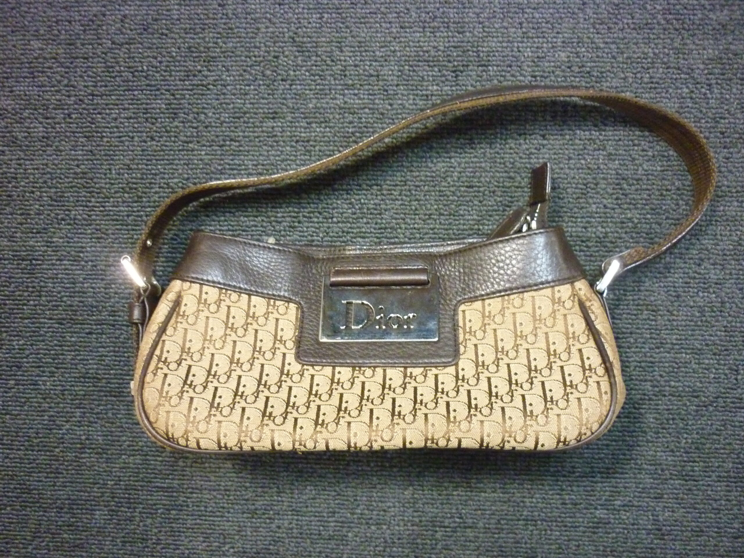 平群町 ブランド品 ディオール バッグ 買取 王寺